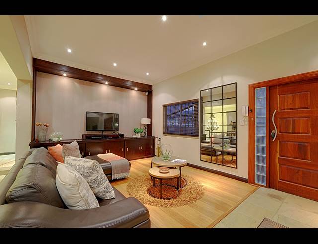5 BEDROOM HOUSE FOR SALE IN KENSINGTON